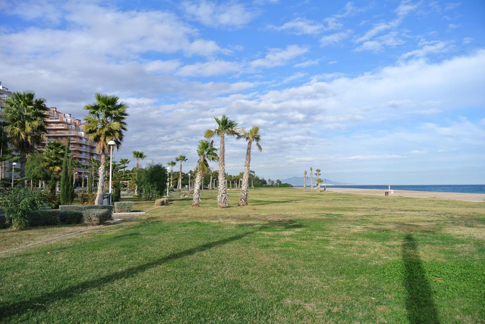אורופסה דל מר Apartamentos Danesp-Playa De Les Amplaries Marina Dor- Frontales Al Mar מראה חיצוני תמונה