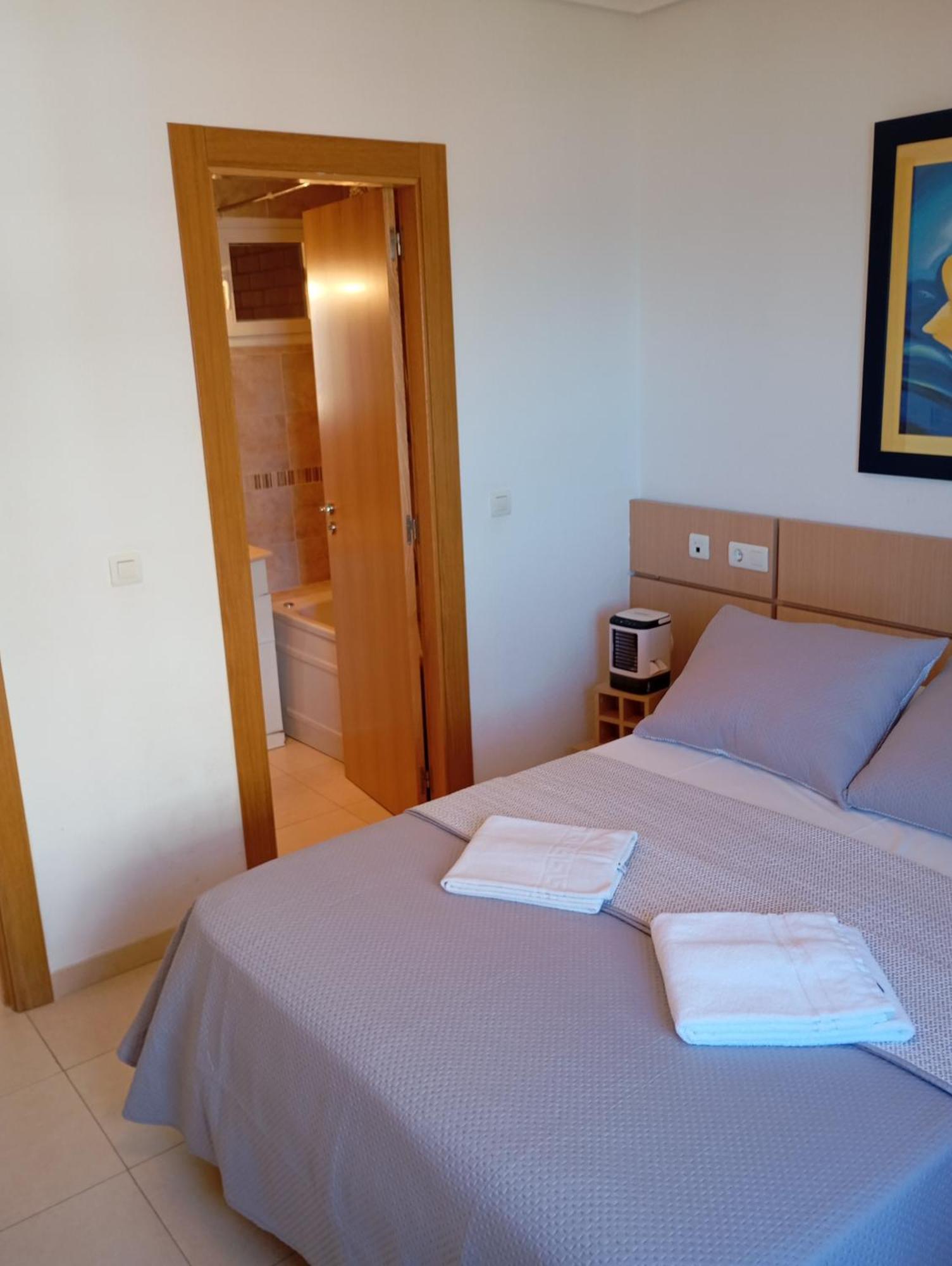 אורופסה דל מר Apartamentos Danesp-Playa De Les Amplaries Marina Dor- Frontales Al Mar מראה חיצוני תמונה